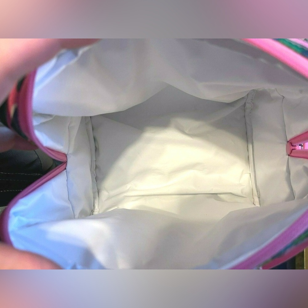 Vera Bradley Insulated Lunchbox Pink with Green Leaves - Picture 5 of 5